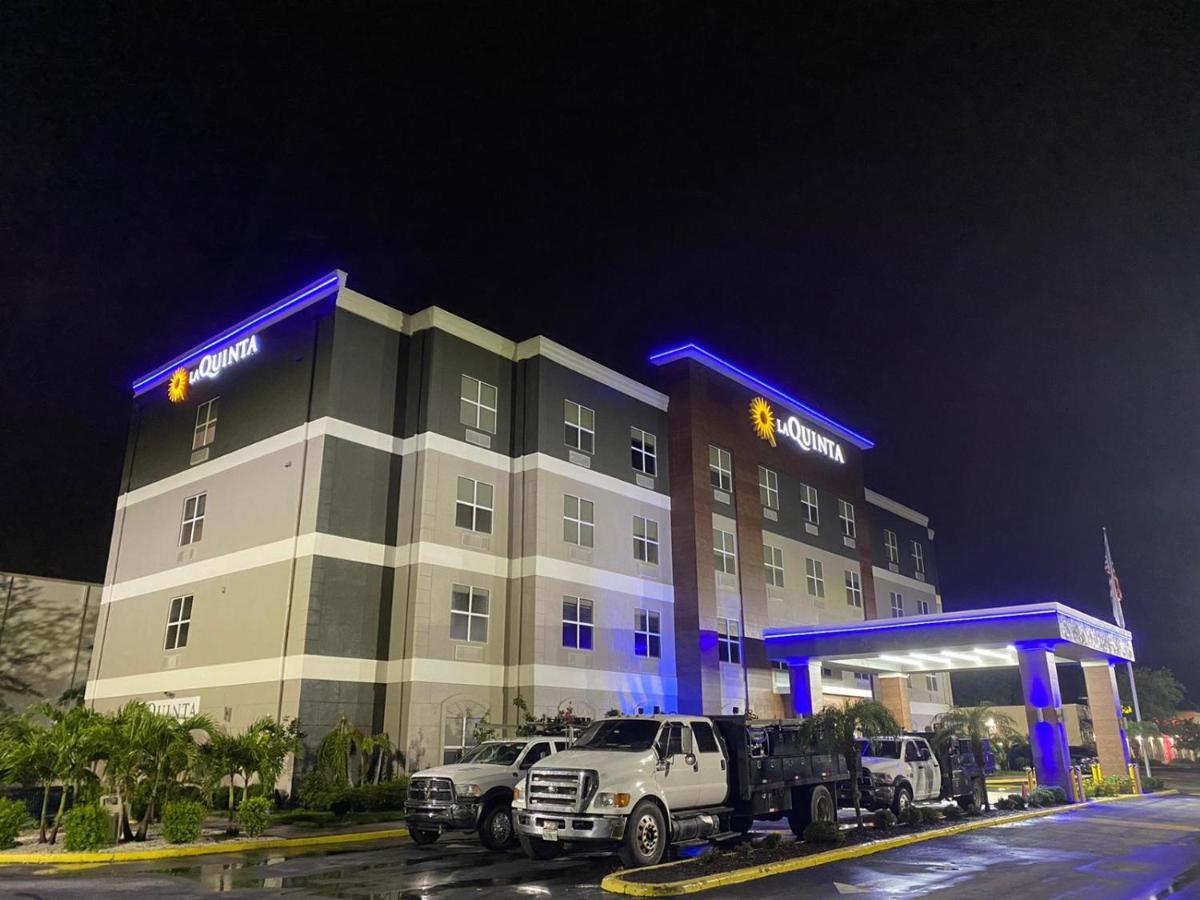 La Quinta By Wyndham Tampa Central Buitenkant foto