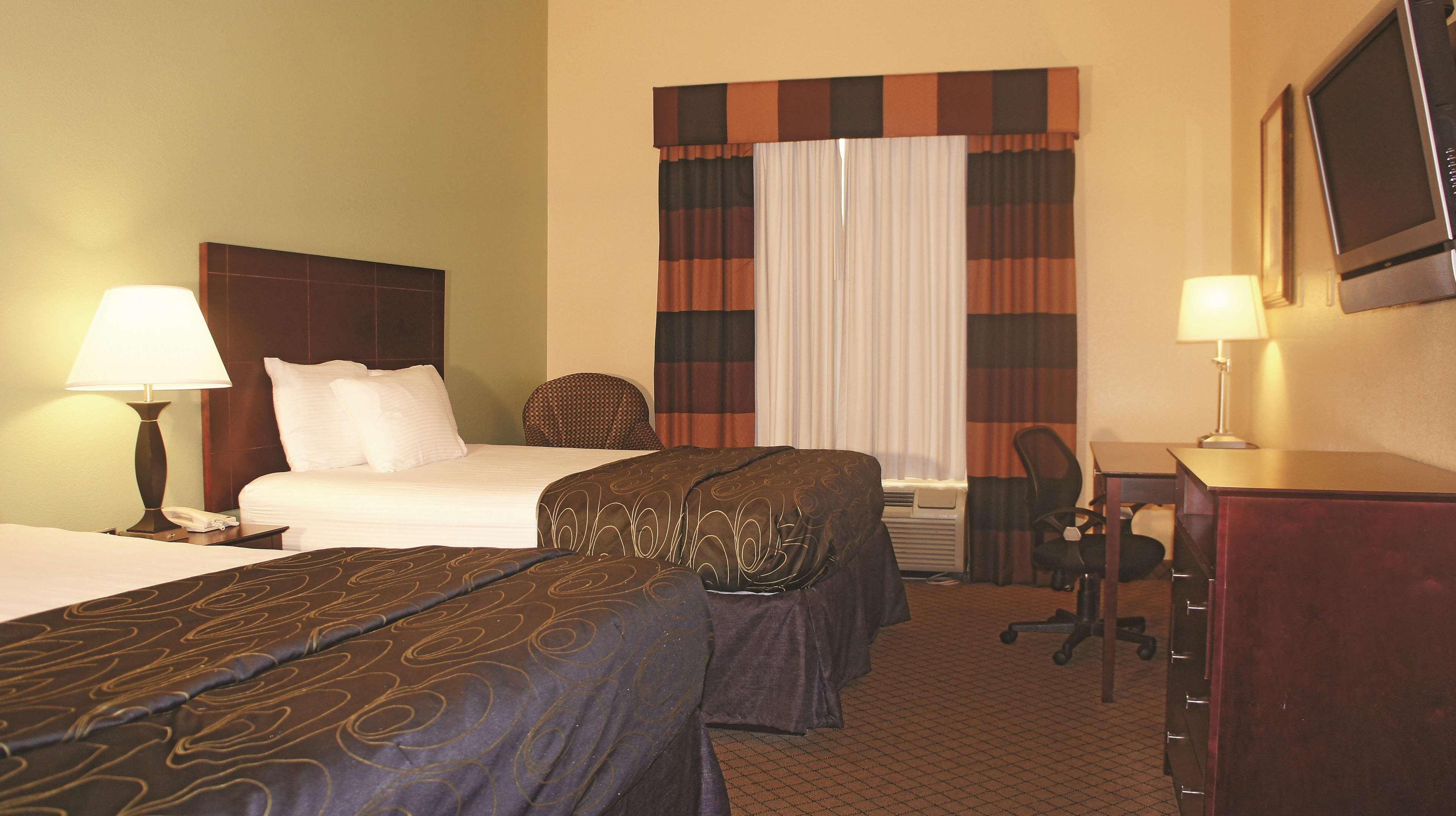 La Quinta By Wyndham Tampa Central Buitenkant foto