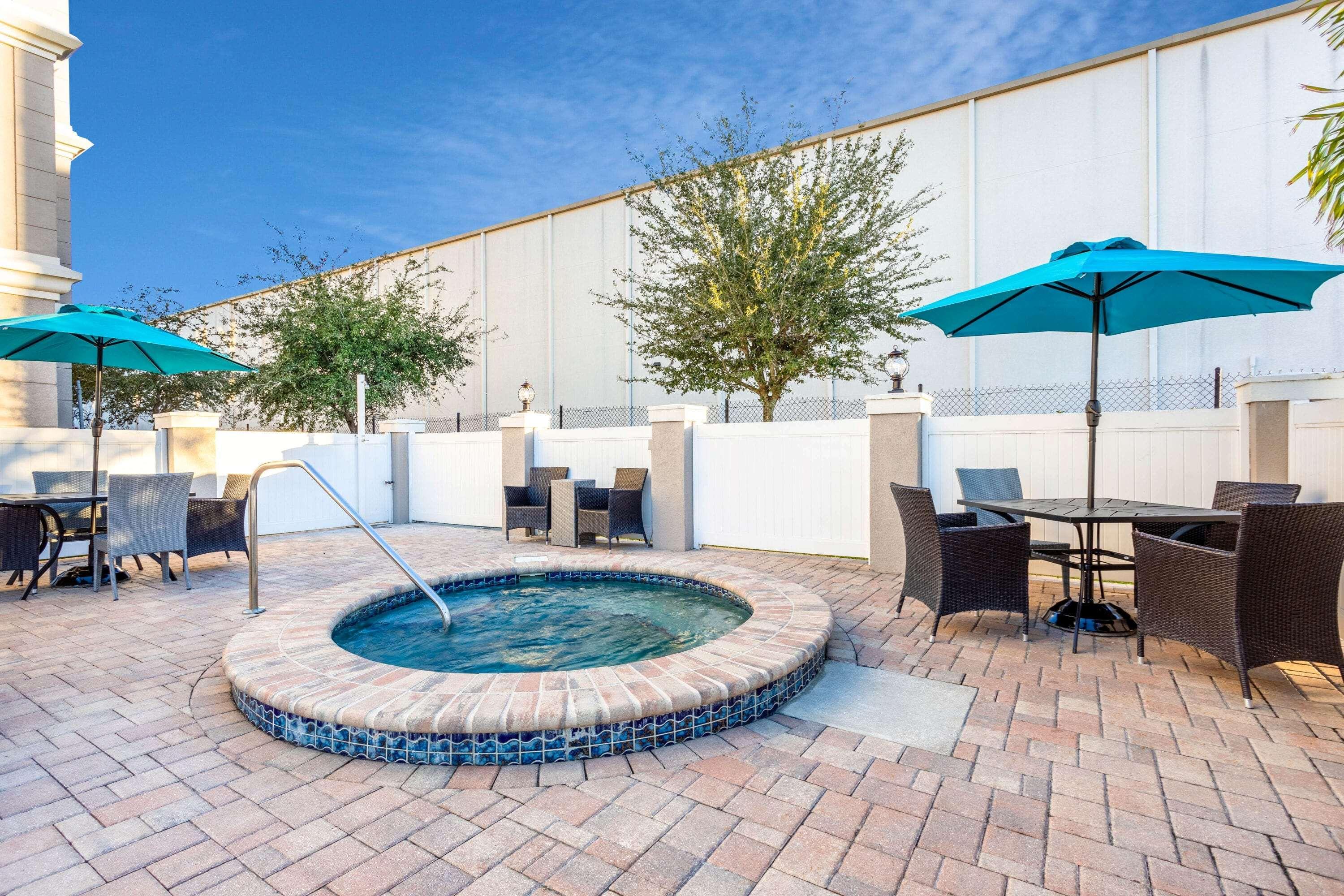 La Quinta By Wyndham Tampa Central Buitenkant foto