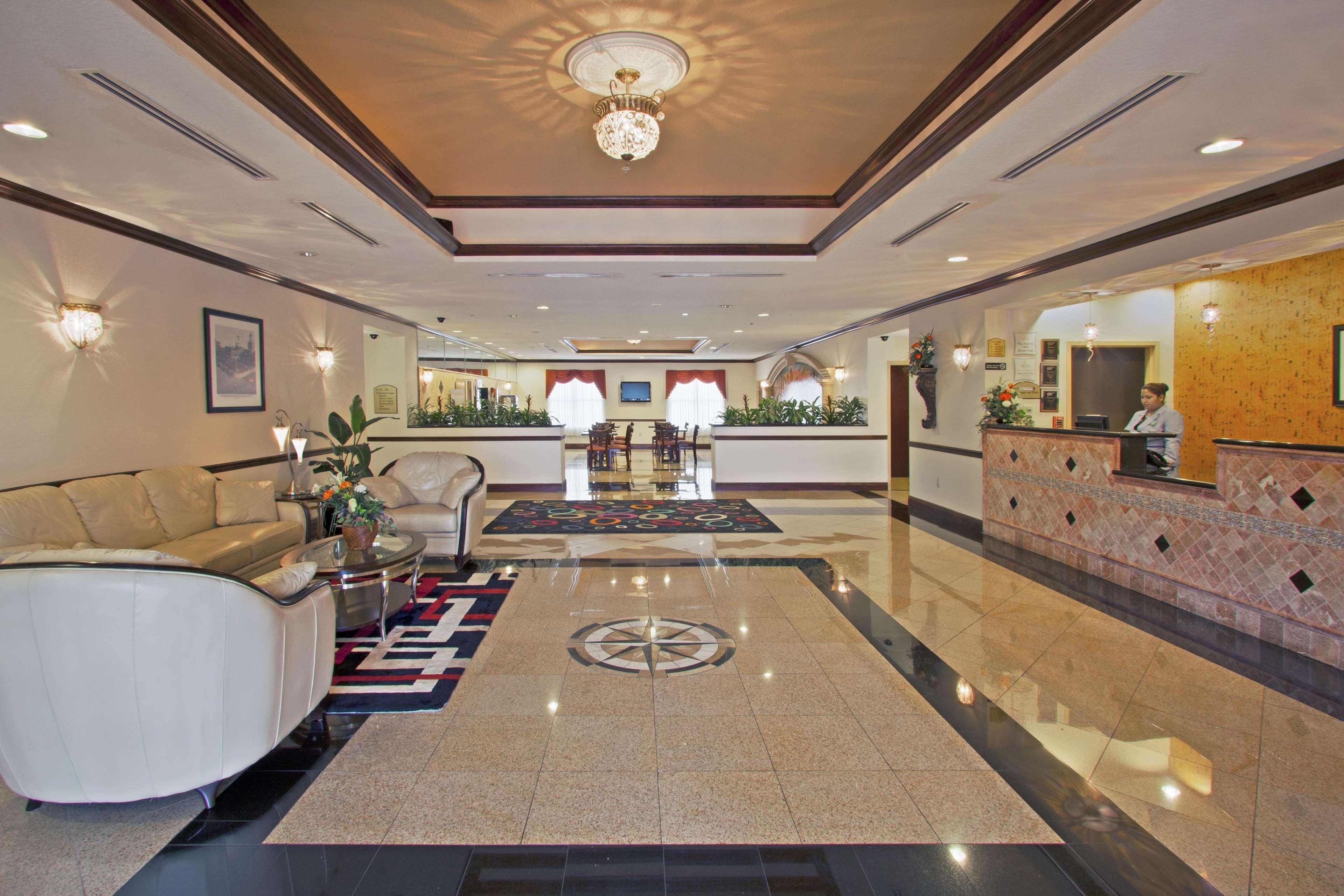 La Quinta By Wyndham Tampa Central Buitenkant foto